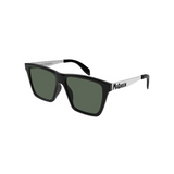 "Gafas Alexander Mcqueen con marco de color negro y lentes de color verde"