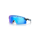 "Gafas Oakley Encoder Strike Vented con marco de color negro mate y lentes prizm sapphire."