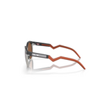 "Gafas Oakley Hstn con montura de color carbono mate y lentes prizm tungsten."