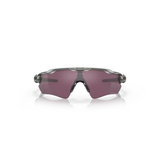 "Gafas Oakley Radar EV path deportivas con marco tintado gris y lentes prizm road black."