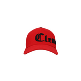 "Gorra Clemont Lerici de color rojo con detalles de color negro"