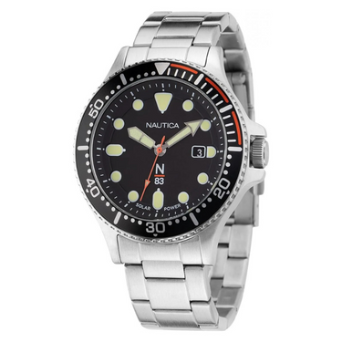 "Reloj Nautica con manilla de color plateado y centro de color negro, con detalles de color plateado y rojo"