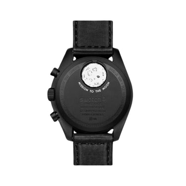 "Reloj Omega Swatch Mission To The Moonpashe completamente de color negro con detalles de color blanco."